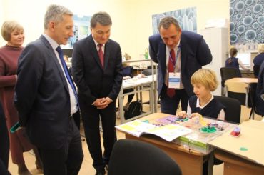 Президент Российской академии образования посетил Кудрово   
