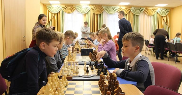 Интеллектуальный поединок для юных гроссмейстеров  