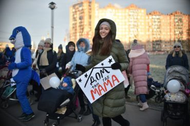 Детский смех и мамина улыбка: в Кудрово отметили День матери