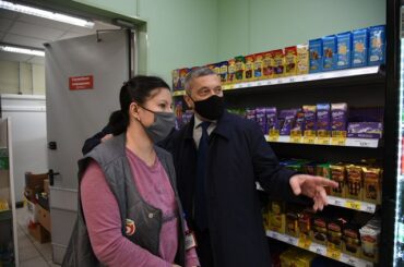 Торговые предприятия Кудрово проверили на соблюдение антикоронавирусных мер