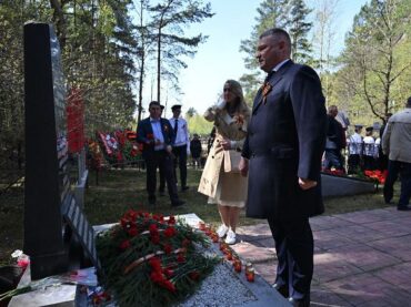 «Будет солнце сиять, а они не вернутся…»