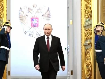 Владимир Путин официально вступил в должность президента РФ